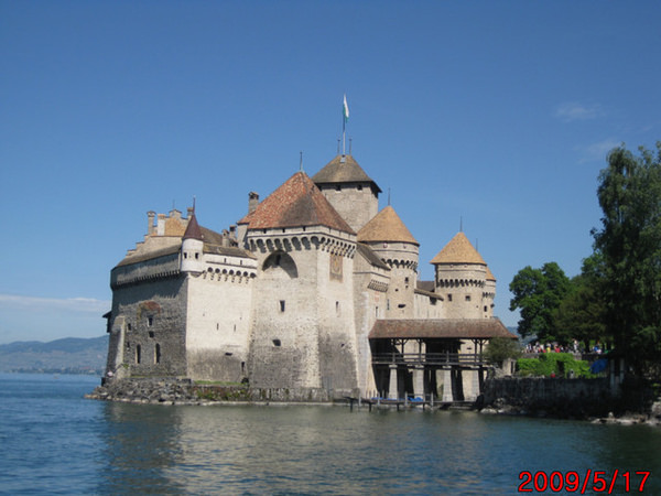 (瑞士) 518 chateau de chillon 西庸城堡（契隆城）與蒙投市區