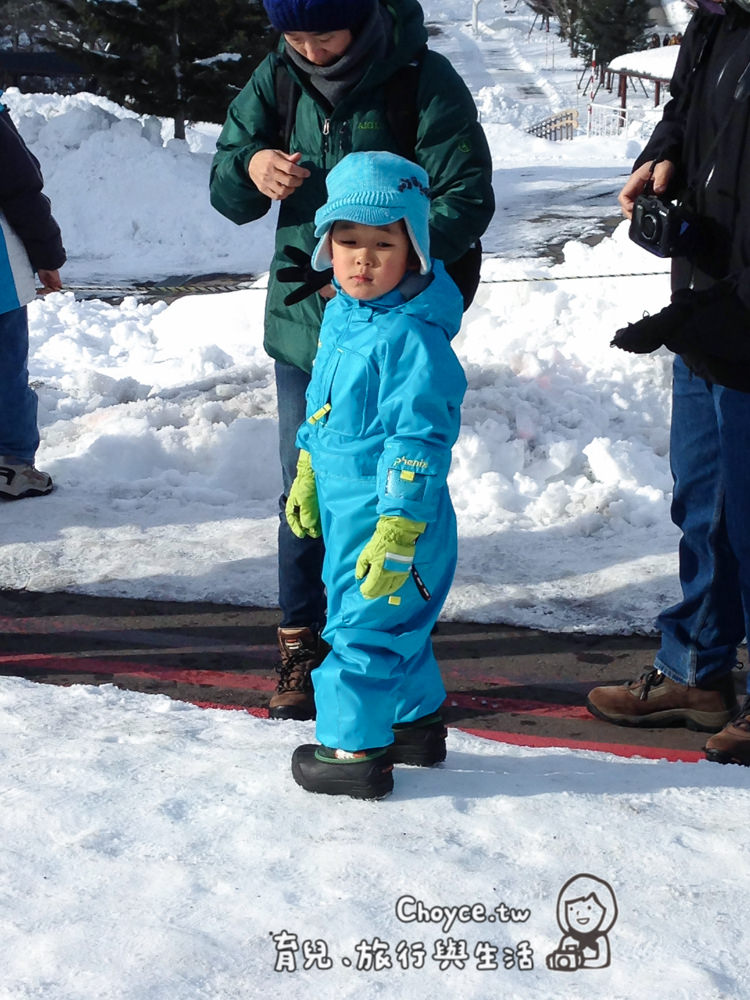 冬遊零下十度該怎麼為孩子保暖？防滑雪靴，防風連身雪衣，裝備選購祕訣與金額