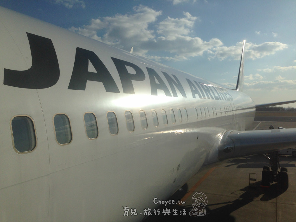 JAL日本航空 國內線開艙文 函館直飛東京 飛機上也太好買了啦！